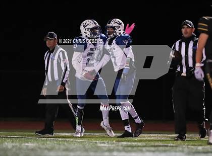 Thumbnail 2 in Batavia vs. Honeoye Falls-Lima (Section 5 Class B Final) photogallery.