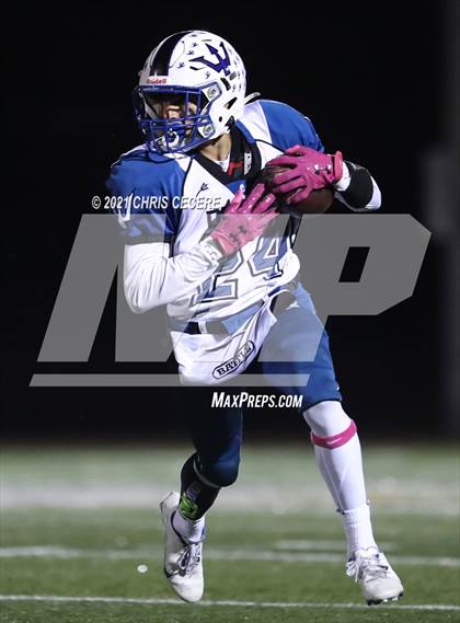Thumbnail 1 in Batavia vs. Honeoye Falls-Lima (Section 5 Class B Final) photogallery.