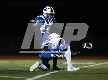 Thumbnail 1 in Batavia vs. Honeoye Falls-Lima (Section 5 Class B Final) photogallery.