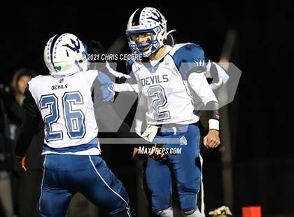 Thumbnail 3 in Batavia vs. Honeoye Falls-Lima (Section 5 Class B Final) photogallery.