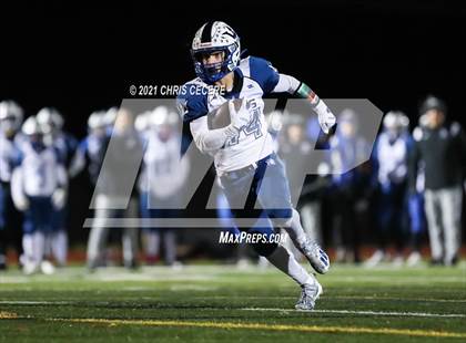 Thumbnail 2 in Batavia vs. Honeoye Falls-Lima (Section 5 Class B Final) photogallery.