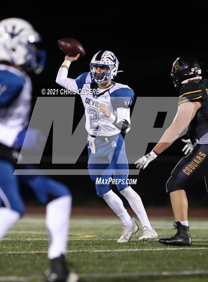 Thumbnail 1 in Batavia vs. Honeoye Falls-Lima (Section 5 Class B Final) photogallery.