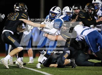 Thumbnail 1 in Batavia vs. Honeoye Falls-Lima (Section 5 Class B Final) photogallery.