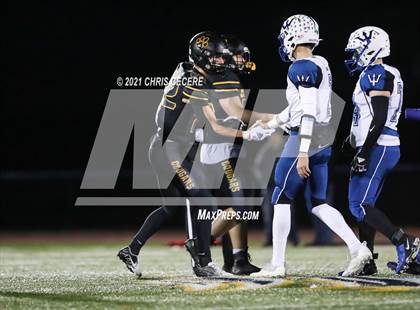 Thumbnail 2 in Batavia vs. Honeoye Falls-Lima (Section 5 Class B Final) photogallery.