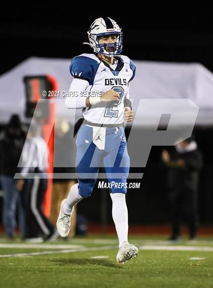 Thumbnail 1 in Batavia vs. Honeoye Falls-Lima (Section 5 Class B Final) photogallery.