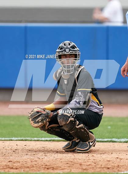 Thumbnail 2 in Varsity Opponent @ IMG Academy Black photogallery.