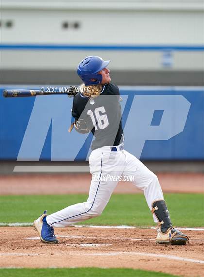 Thumbnail 2 in Varsity Opponent @ IMG Academy Black photogallery.