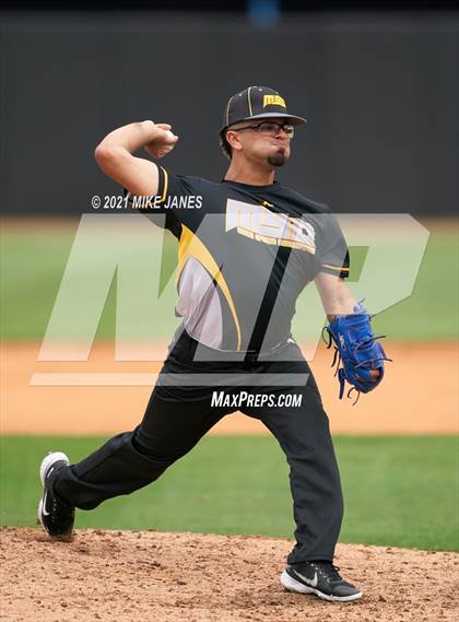 Thumbnail 3 in Varsity Opponent @ IMG Academy Black photogallery.