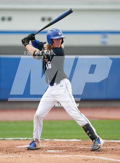 Thumbnail 1 in Varsity Opponent @ IMG Academy Black photogallery.