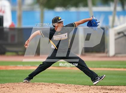 Thumbnail 3 in Varsity Opponent @ IMG Academy Black photogallery.