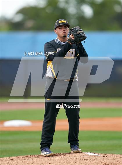 Thumbnail 1 in Varsity Opponent @ IMG Academy Black photogallery.