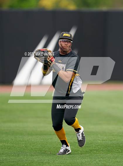 Thumbnail 3 in Varsity Opponent @ IMG Academy Black photogallery.