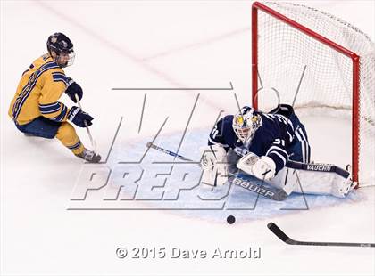 Thumbnail 2 in Malden Catholic vs. St. John's Prep (MIAA Super 8 Final) photogallery.