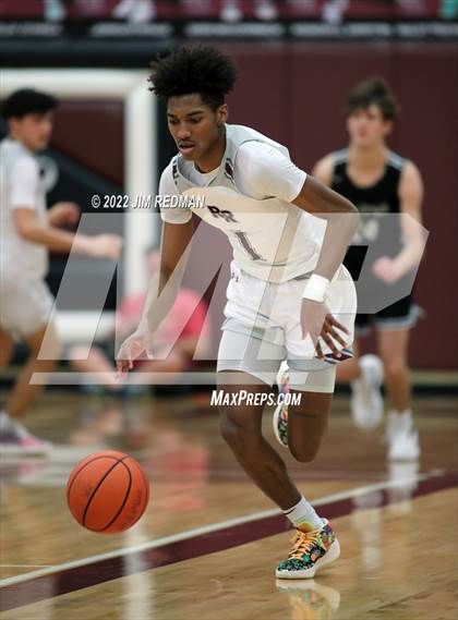 Thumbnail 3 in Vandegrift @ Round Rock photogallery.