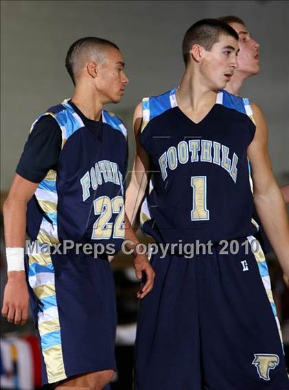 Thumbnail 1 in Foothill vs. El Camino (Desert Heat Invitational) photogallery.