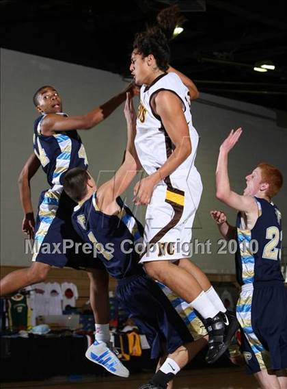 Thumbnail 3 in Foothill vs. El Camino (Desert Heat Invitational) photogallery.