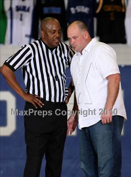 Thumbnail 1 in Foothill vs. El Camino (Desert Heat Invitational) photogallery.