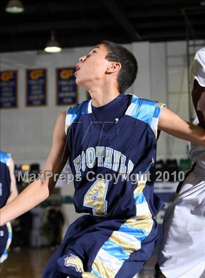 Thumbnail 3 in Foothill vs. El Camino (Desert Heat Invitational) photogallery.
