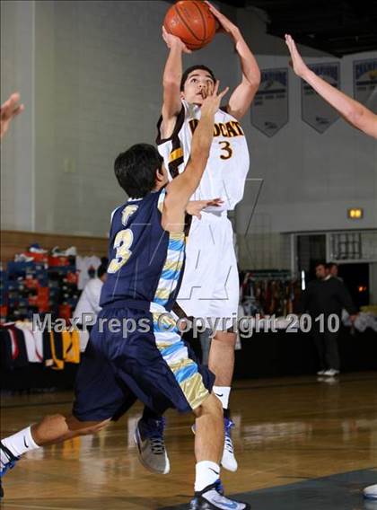 Thumbnail 3 in Foothill vs. El Camino (Desert Heat Invitational) photogallery.