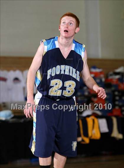 Thumbnail 1 in Foothill vs. El Camino (Desert Heat Invitational) photogallery.