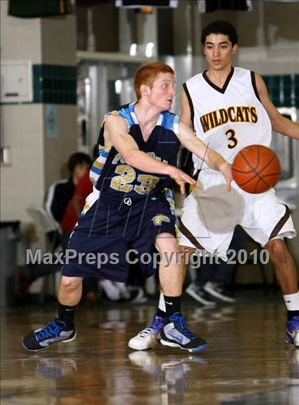 Thumbnail 2 in Foothill vs. El Camino (Desert Heat Invitational) photogallery.