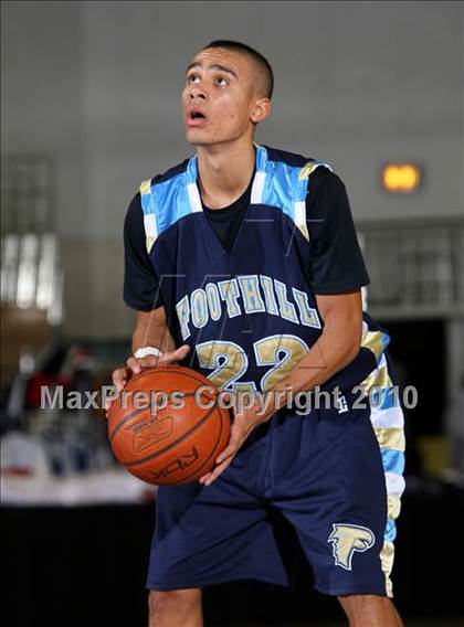 Thumbnail 2 in Foothill vs. El Camino (Desert Heat Invitational) photogallery.
