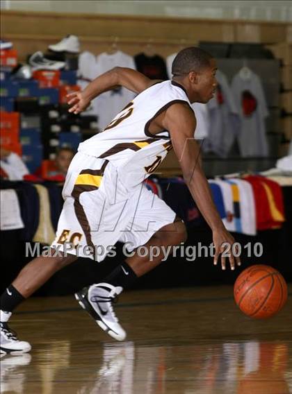 Thumbnail 3 in Foothill vs. El Camino (Desert Heat Invitational) photogallery.