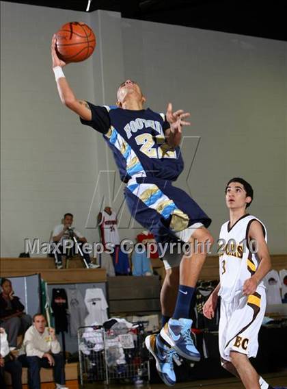 Thumbnail 1 in Foothill vs. El Camino (Desert Heat Invitational) photogallery.