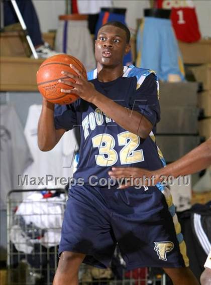 Thumbnail 3 in Foothill vs. El Camino (Desert Heat Invitational) photogallery.