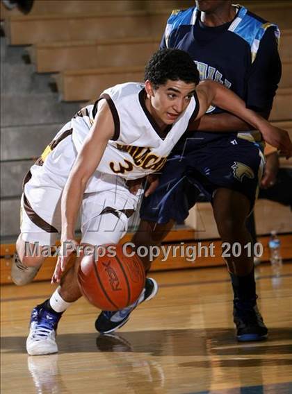 Thumbnail 2 in Foothill vs. El Camino (Desert Heat Invitational) photogallery.