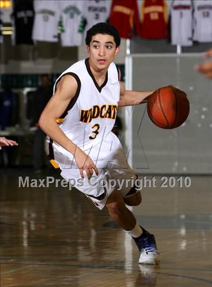 Thumbnail 1 in Foothill vs. El Camino (Desert Heat Invitational) photogallery.
