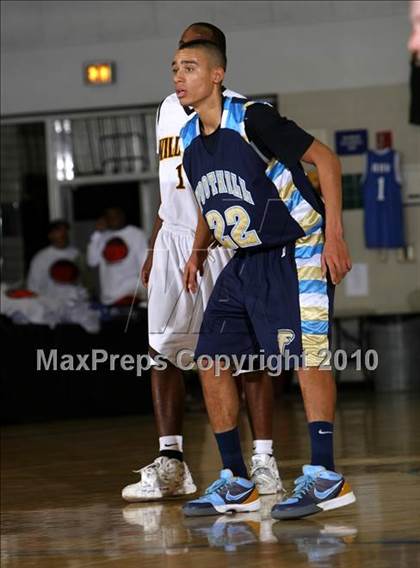 Thumbnail 3 in Foothill vs. El Camino (Desert Heat Invitational) photogallery.