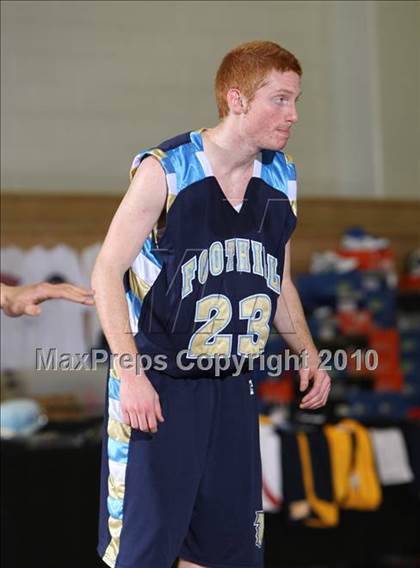 Thumbnail 2 in Foothill vs. El Camino (Desert Heat Invitational) photogallery.