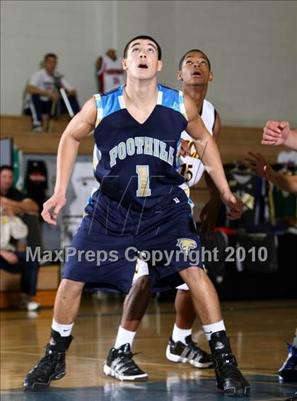 Thumbnail 1 in Foothill vs. El Camino (Desert Heat Invitational) photogallery.