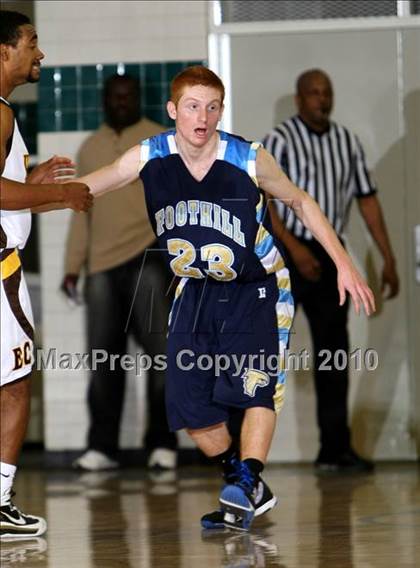 Thumbnail 1 in Foothill vs. El Camino (Desert Heat Invitational) photogallery.