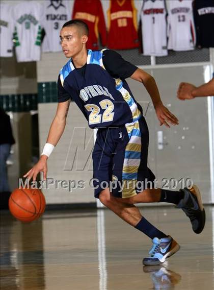 Thumbnail 2 in Foothill vs. El Camino (Desert Heat Invitational) photogallery.