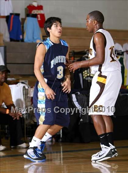 Thumbnail 1 in Foothill vs. El Camino (Desert Heat Invitational) photogallery.