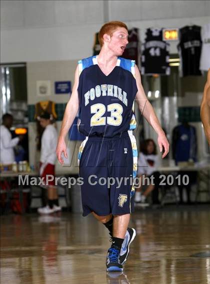Thumbnail 3 in Foothill vs. El Camino (Desert Heat Invitational) photogallery.