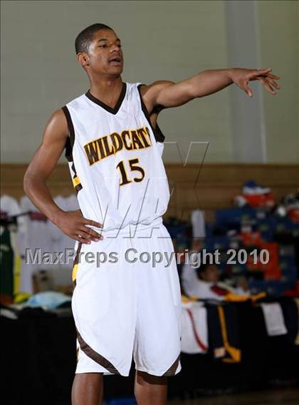 Thumbnail 1 in Foothill vs. El Camino (Desert Heat Invitational) photogallery.