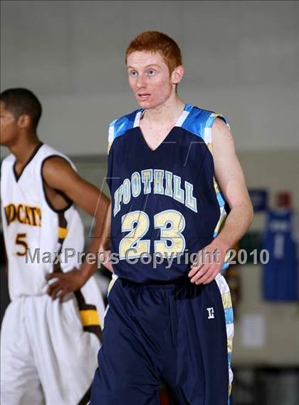 Thumbnail 2 in Foothill vs. El Camino (Desert Heat Invitational) photogallery.
