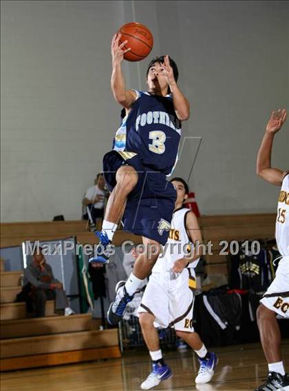 Thumbnail 1 in Foothill vs. El Camino (Desert Heat Invitational) photogallery.