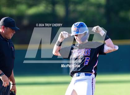 Thumbnail 3 in Alexander Central @ Marvin Ridge photogallery.