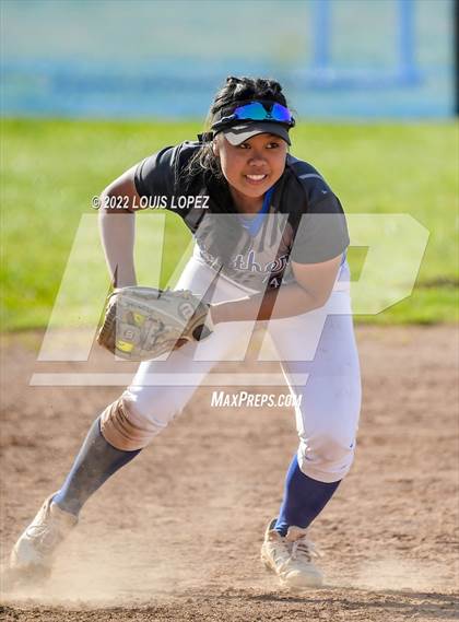 Thumbnail 1 in West Covina @ Diamond Ranch photogallery.