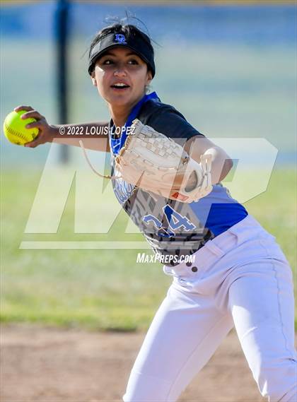 Thumbnail 3 in West Covina @ Diamond Ranch photogallery.