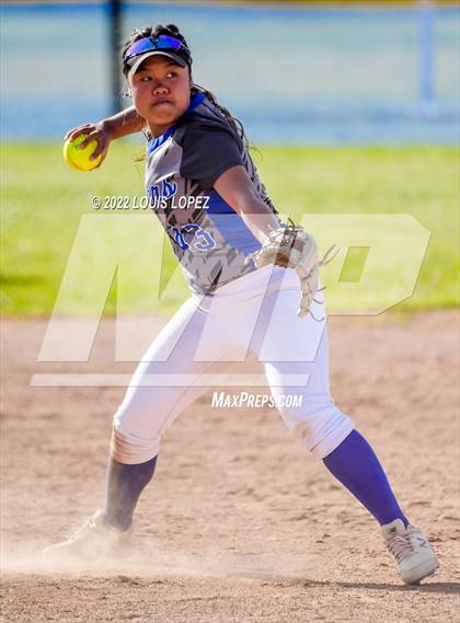 Thumbnail 1 in West Covina @ Diamond Ranch photogallery.