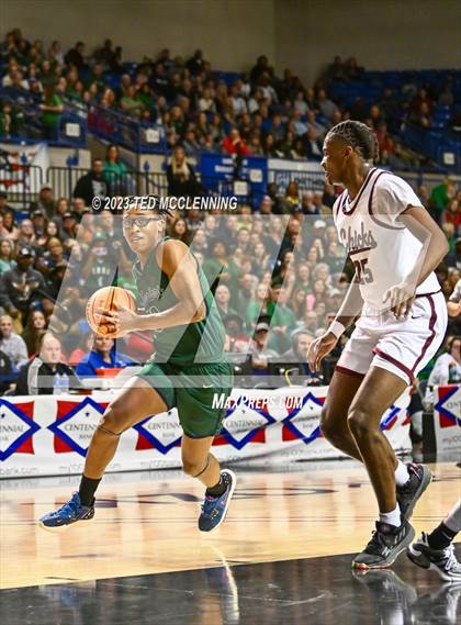 Thumbnail 1 in Little Rock Christian Academy vs. Blytheville (AAA 4A State Final) photogallery.