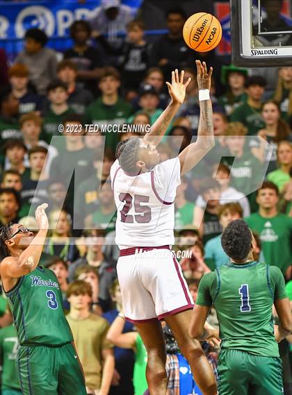 Thumbnail 2 in Little Rock Christian Academy vs. Blytheville (AAA 4A State Final) photogallery.