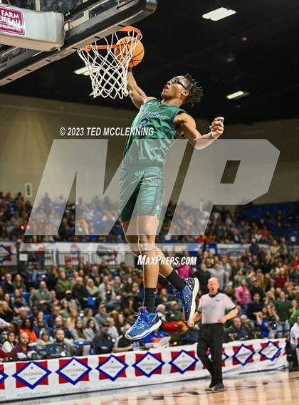 Thumbnail 2 in Little Rock Christian Academy vs. Blytheville (AAA 4A State Final) photogallery.