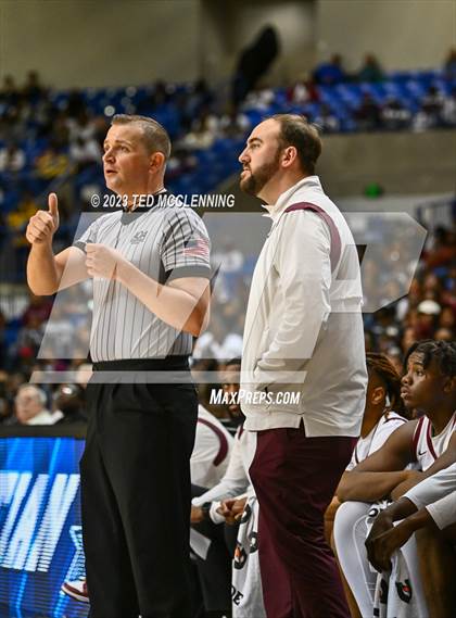 Thumbnail 3 in Little Rock Christian Academy vs. Blytheville (AAA 4A State Final) photogallery.