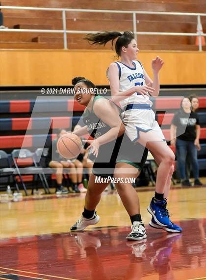 Thumbnail 2 in Highlands Ranch vs. Konawaena (Nike Tournament of Champions) photogallery.